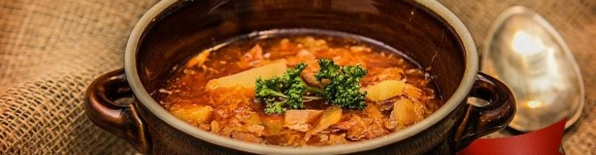 Domáca Vianočná kapustnica s údeným mäsom Domáca Vianočná kapustnica s údeným mäsom